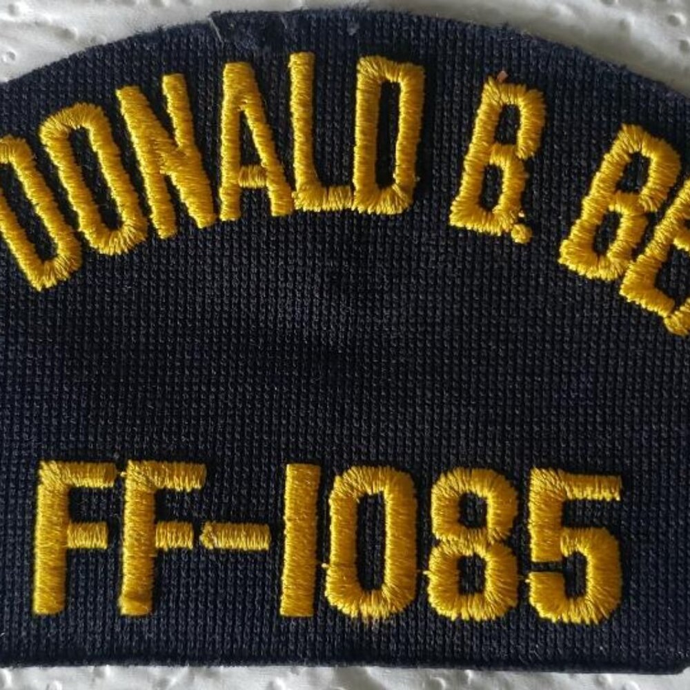 VINTAGE US NAVY USS DONALD B. BEARY FF-1085 HAT PATCH FRIGATE